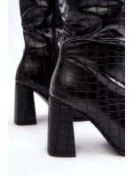 Dámské kozačky na vysokém podpatku s ozdobným ražením, černá Vabaria