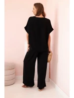 Dámský komplet z viskózy s ozdobným květem a širokými kalhotami - fuchsie černý