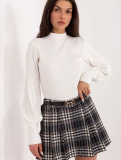 Kraťasy s sukňovou dolní částí model 221573 Italy Moda