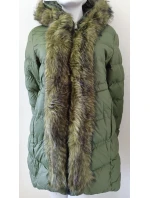 Dámská zimní bunda s kožešinou W749 zelená - Goodlooking