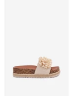 Dámské sandály na platformě s ozdobnými květinami béžové Tessara