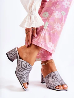 Kožené dámské pantofle na vysokém podpatku Zebra šedá Nessita