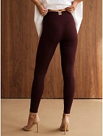 Dopasowane legginsy damskie prążkowane bordowe FashionStreet UY3256 Dopasowane legginsy damskie prążkowane bordowe FashionStreet UY3256