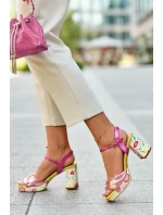 Dámské sandály na podpatku ve květech D&A CR980 růžové Dámské sandály na podpatku ve květech D&A CR980 růžové