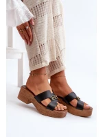 Zazoo 40412 Kožené Elegantní Dámské Žabky S Zlatým Ozdobou Černé Zazoo 40412 Kožené Elegantní Dámské Žabky S Zlatým Ozdobou Černé