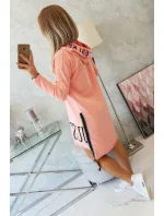 Meruňkové šaty s kapucí a potiskem