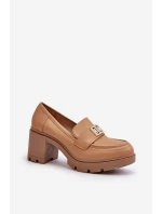 Dámské polobotky na robustním podpatku s ozdobou Camel Ranunca