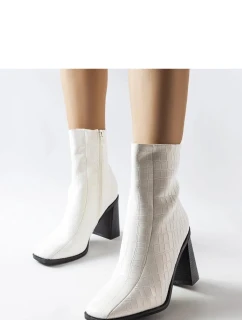 Boty na podpatku  model 204772 Solea