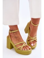 Módní sandály na vysokém podpatku s pásky limetove Shemira