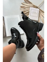 Lakované dámské boty z přírodní kůže D&A – černé