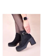 Boty na podpatku model 221022 Solea Boty na podpatku model 221022 Solea