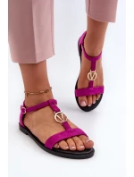 Dámské ploché sandály s ​​zlatým ozdobením Vinceza 17321 fuksiové