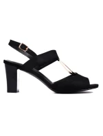 Praktické sandály černé dámské na širokém podpatku Praktické sandály černé dámské na širokém podpatku