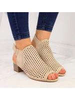 Dámské vestavěné ažurové sandály béžové Sabatina