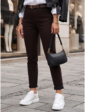 Dámské džíny s páskem, střih mom fit, hnědé, FashionStreet UY3127 Dámské džíny s páskem, střih mom fit, hnědé, FashionStreet UY3127