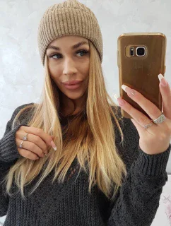 Tenká čepice Malwina K250 tmavě béžová