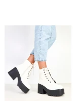 Boty na podpatku model 217926 Solea Boty na podpatku model 217926 Solea