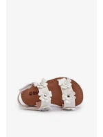 Lakované dětské sandály zdobené květinami, bílá Tinette