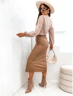 Dámská tužková pouzdrová sukně ve velbloudí barvě z eko kůže (82104) Dámská tužková pouzdrová sukně ve velbloudí barvě z eko kůže (82104)