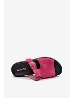 Semišové dámské sandály na platformě se zlatým sponem Fuksie Zemela