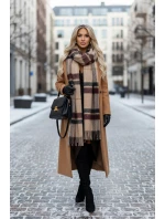 404-14 Elegantní dlouhé šaty s obálkovým výstřihem a rozparkem - čokoládově hnědé