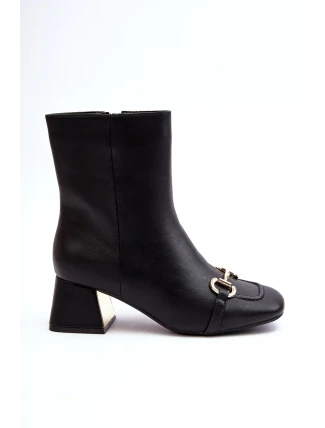 Černé kotníkové boty Adinah na vysokém podpatku s ozdobou Černé kotníkové boty Adinah na vysokém podpatku s ozdobou