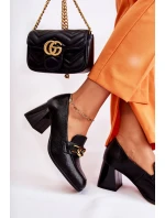 Kožené lodičky s řetízkem Laura Messi 2515 Black