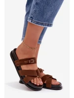 Dámské pantofle s pásky a zlatým sponou Hnědé Selorina