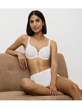 Triumph Wild Rose Sensation – formující podprsenka se Spacer Cup Triumph