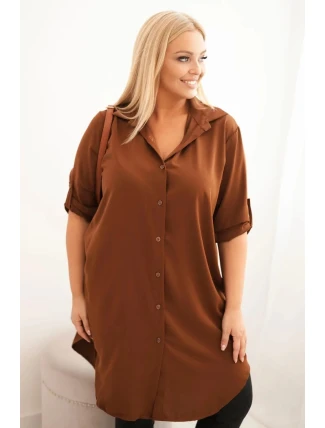 Dámská košilová šaty Plus Size s delším zadním dílem a ohrnutým rukávem tmavě camelová