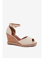 Dámské sandály na platformě s pleteným Wrangler 20261086.06V světle béžové Dámské sandály na platformě s pleteným Wrangler 20261086.06V světle béžové