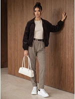 Dámské béžové manšestrové kalhoty s páskem FashionStreet UY3148 Dámské béžové manšestrové kalhoty s páskem FashionStreet UY3148
