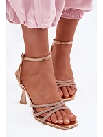 Sandály na podpatku  model 226508 Step in style