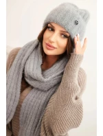 Dámský komplet čepice a dlouhého šály z měkké příze šedý