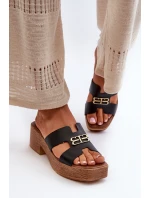 Zazoo 40412 Kožené Elegantní Dámské Žabky S Zlatým Ozdobou Černé Zazoo 40412 Kožené Elegantní Dámské Žabky S Zlatým Ozdobou Černé