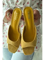 Dámské pantofle na tenkém podpatku Žluté Revina