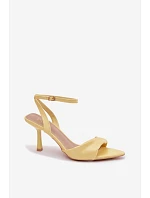 Dámské sandály na podpatku z eko kůže žluté Sedira