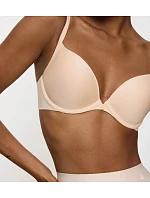BODY MAKE-UP ESSENTIALS - Push-up podprsenka – diskrétní zvýraznění dekoltu Triumph BODY MAKE-UP ESSENTIALS - Push-up podprsenka – diskrétní zvýraznění dekoltu Triumph