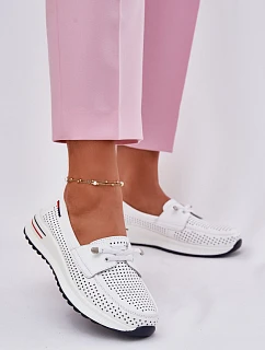 Kožené dámské polobotky na platformě bílé Violeth