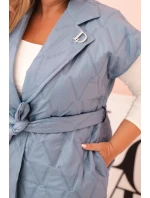 Dámská vesta Plus Size prošívaná s páskem a límcem džínová barva