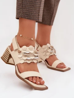 Sandály na podpatku  model 225349 Step in style