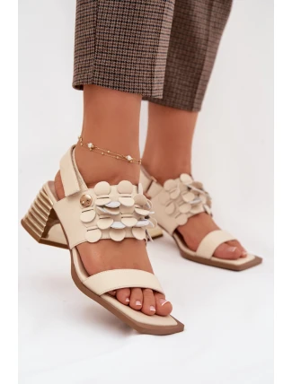 Sandály na podpatku  model 225349 Step in style