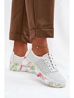 Semišové Ažurové Dámské Polobotky Vinceza 79603 Béžové Semišové Ažurové Dámské Polobotky Vinceza 79603 Béžové