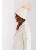 Čepice model 187439 Rue Paris Čepice model 187439 Rue Paris