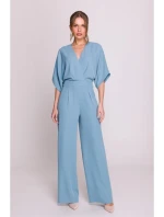S395 Kombinéza s širokými nohavicemi a zavinovacím výstřihem - nebesky modrá S395 Kombinéza s širokými nohavicemi a zavinovacím výstřihem - nebesky modrá