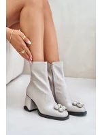 Lakované Dámské Boty Na Podpatku S Dekorací MR880-019 Světle Šedé D&A
