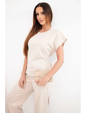 Dámský měkký komplet s halenkou s krátkým rukávem a kalhotami se širokou nohavicí béžový Dámský měkký komplet s halenkou s krátkým rukávem a kalhotami se širokou nohavicí béžový
