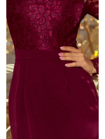 Elegantní pouzdrové šaty s krajkou Numoco EMMA - vínové