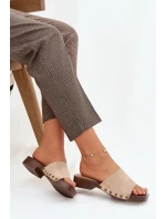 Dámské nazouváky na plochém podpatku se zlatými přezkami Béžové Girella