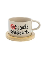 DRŽ SVÉ PRACKY OD MÉHO HRNKU - krémový hrníček makronka 200 ml DRŽ SVÉ PRACKY OD MÉHO HRNKU - krémový hrníček makronka 200 ml